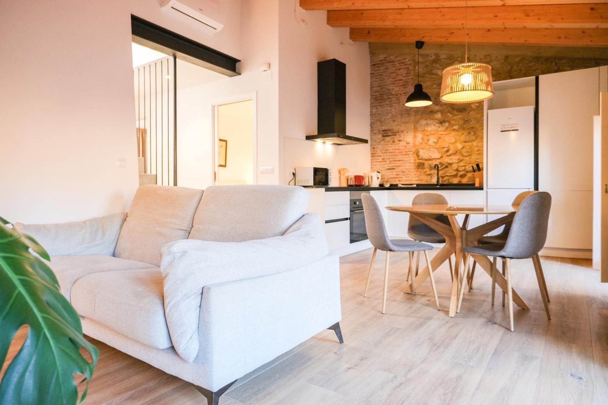 Ganganell Atic Apartamento Con Terraza En Besalú Екстериор снимка