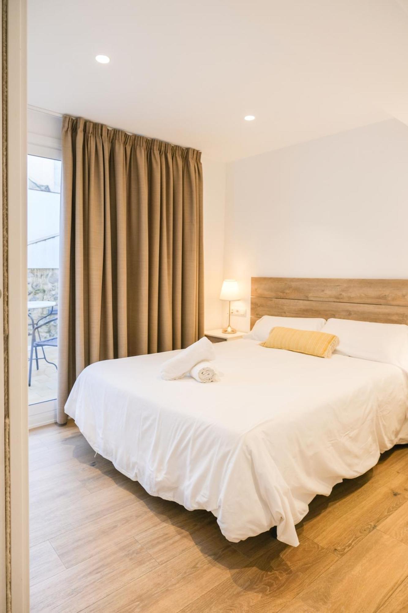 Ganganell Atic Apartamento Con Terraza En Besalú Екстериор снимка