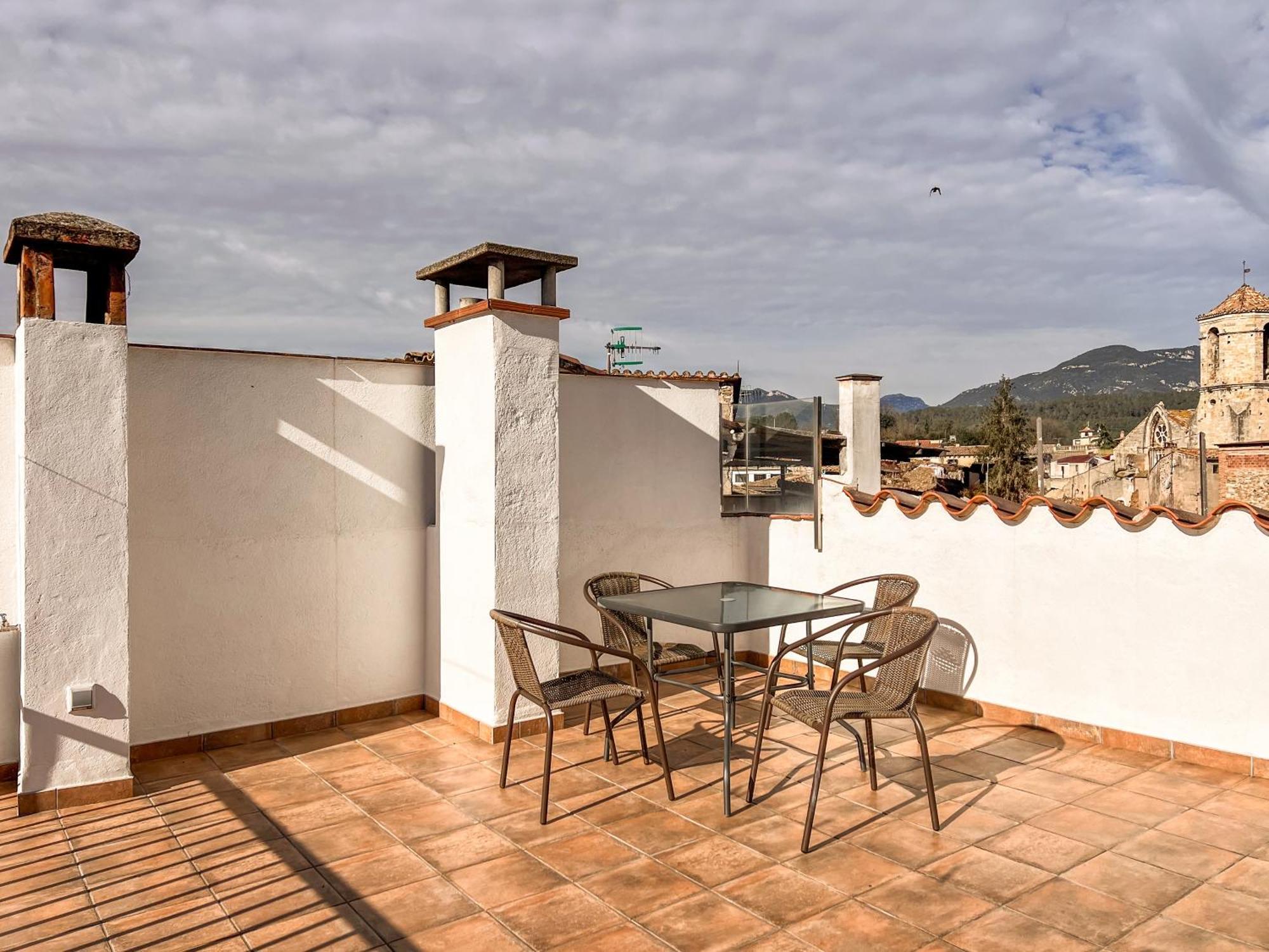 Ganganell Atic Apartamento Con Terraza En Besalú Екстериор снимка