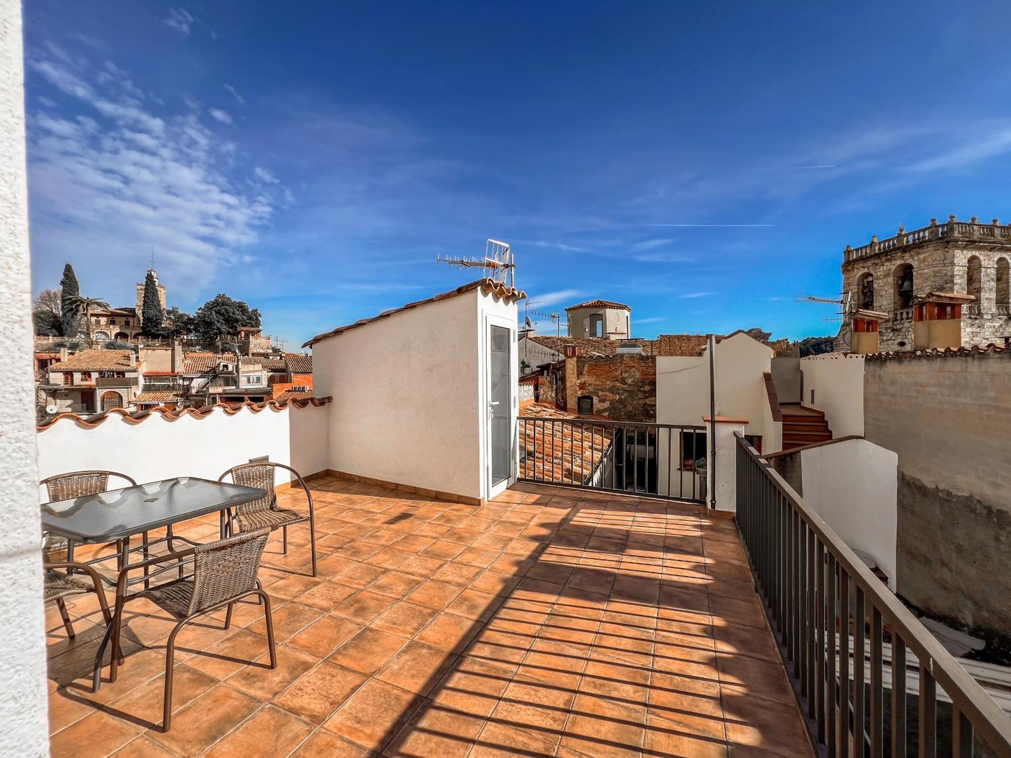 Ganganell Atic Apartamento Con Terraza En Besalú Екстериор снимка